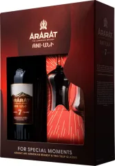 ARARAT ANI AGED 7 YEARS + KIELISZKI 0,7L KARTON