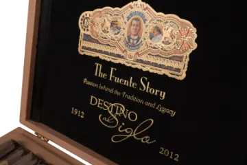 ARTURO FUENTE DESTINO AL SIGLO DE PASSION D-F-13