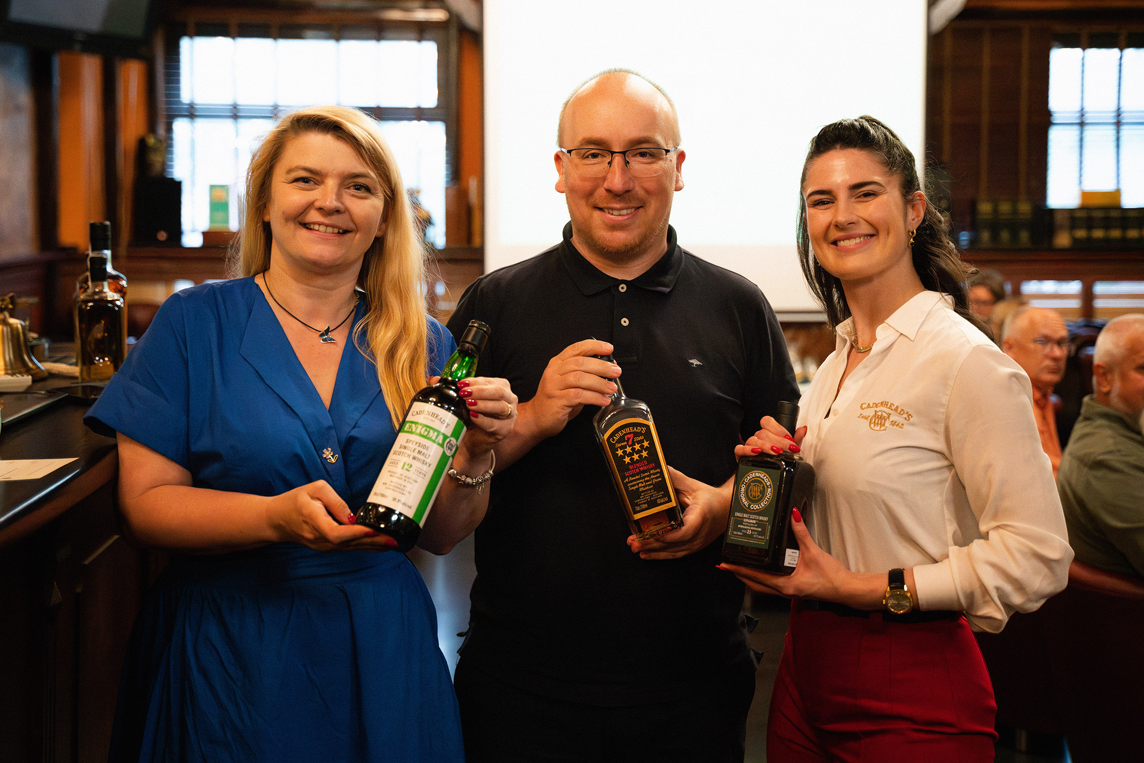 Whisky Cadenhead w salonach M&P – degustacje masterclass i szkolenie z Sophią McLean