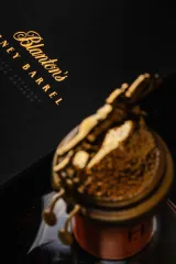 BLANTON'S HONEY BARREL 2025 SPECIAL EDITION 0,7 KARTONIK