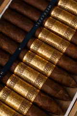 MEERAPFEL CIGAR MEIR PYRAMID D-25