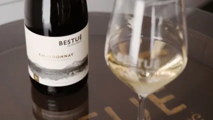 BESTUE BARRICA CHARDONNAY 0,75 2023 13,5%